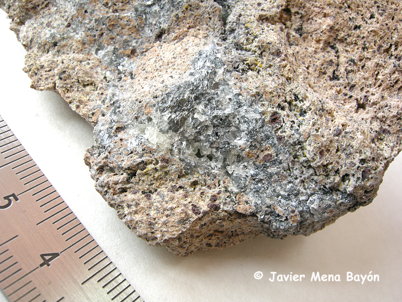 hematites micaceo